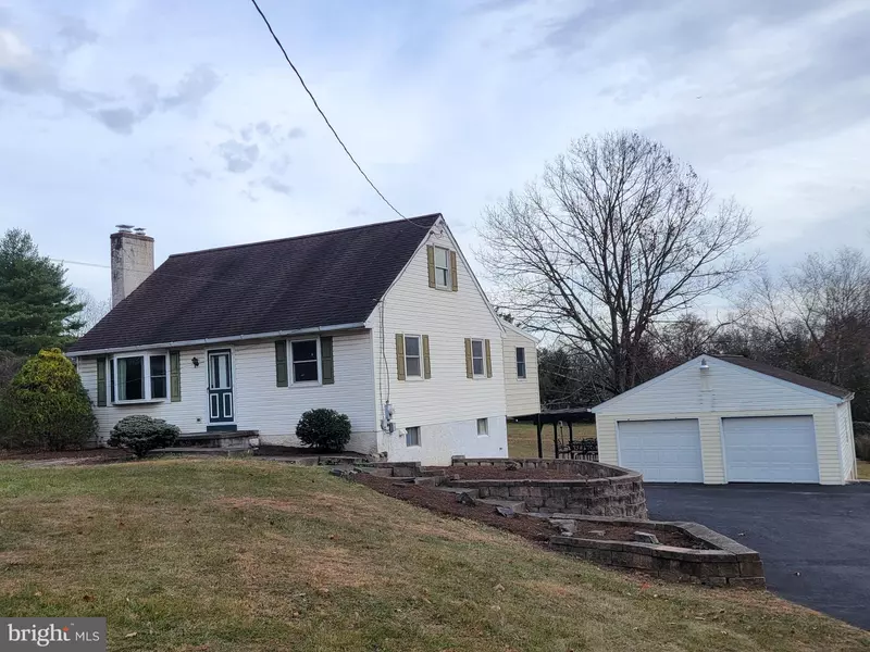 544 RIDGE RD, Telford, PA 18969