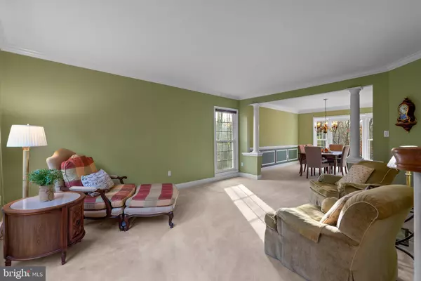 Gaithersburg, MD 20882,22517 SWEETLEAF LN