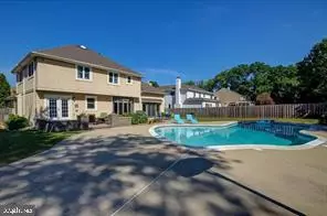 42 FAIRHAVEN DR, Cherry Hill, NJ 08003