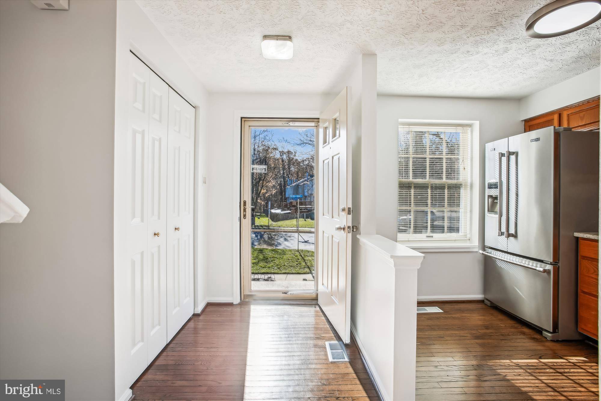 Lorton, VA 22079,8556 GOLDEN RIDGE CT