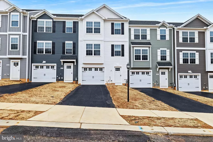 495 S SPRING GARDEN ST #202, Carlisle, PA 17013