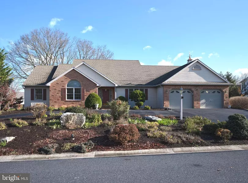 53 MILLSTONE DR, Palmyra, PA 17078