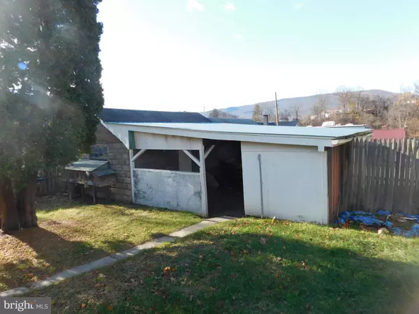 Burnham, PA 17009,413 EAST FREEDOM AVENUE