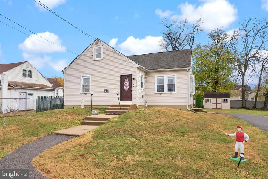 2639 LINCONIA AVE, Feasterville Trevose, PA 19053