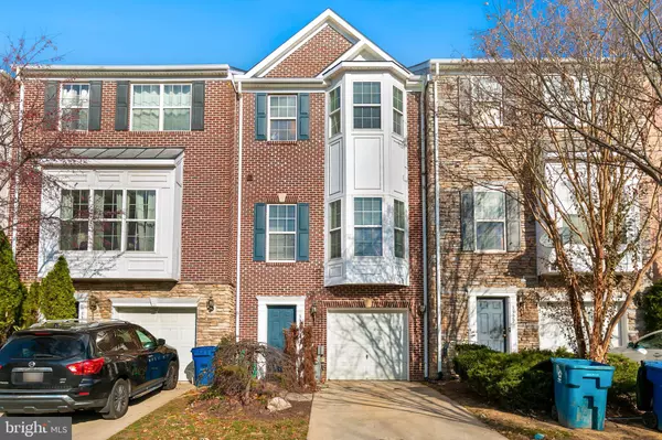 3320 CASTLE RIDGE CIR #14, Silver Spring, MD 20904