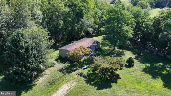 Mount Joy, PA 17552,1669 CLOVERLEAF RD