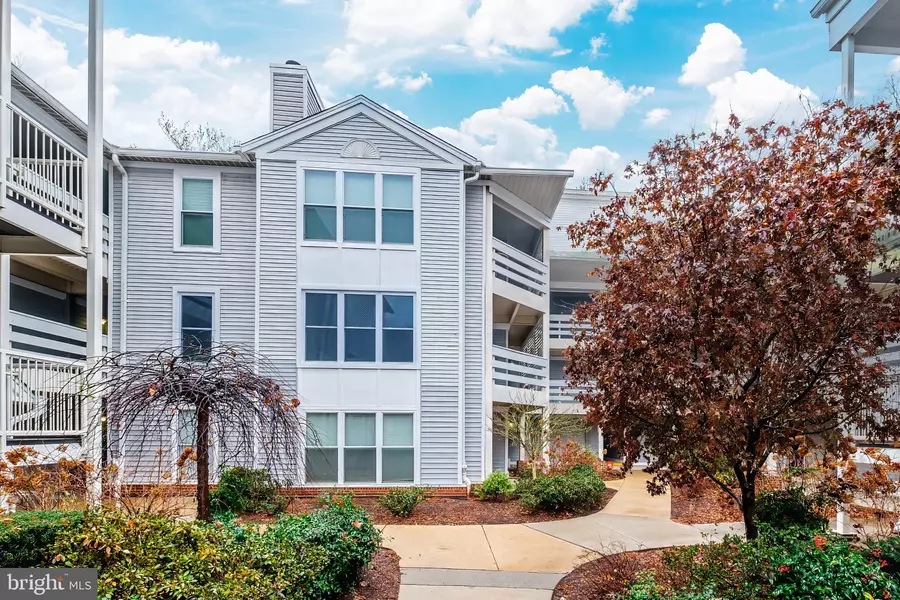 10303 APPALACHIAN CIR #314, Oakton, VA 22124