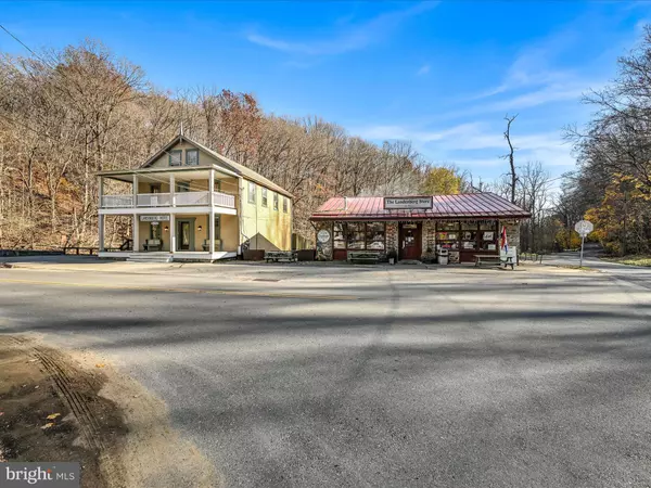 100-102 LANDENBERG RD, Landenberg, PA 19350