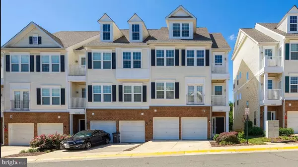 Woodbridge, VA 22191,13917 HOLLOW WIND WAY #101