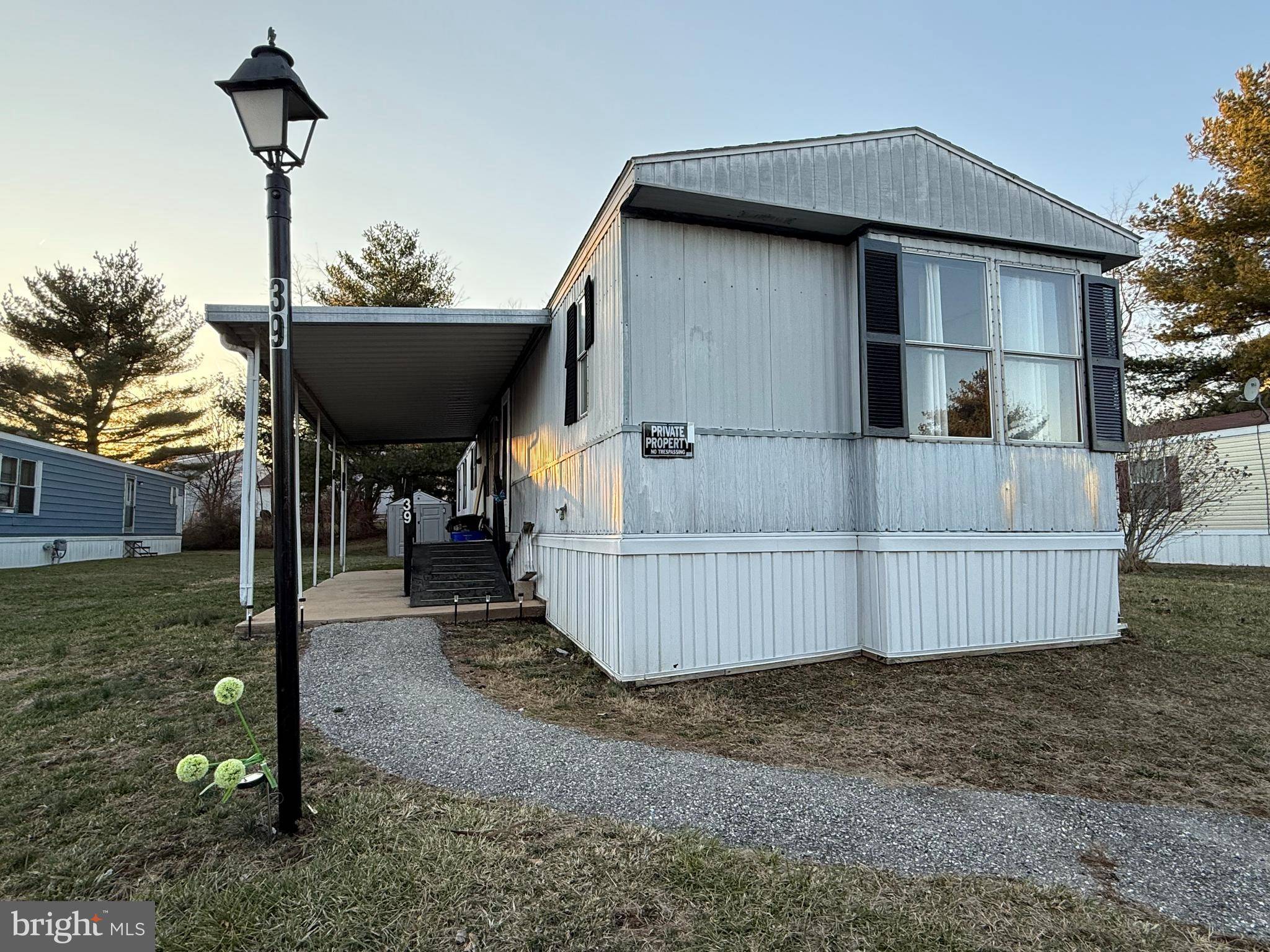 39 MEADOWVIEW DR,  Dover,  PA 17315