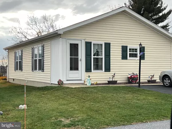 Womelsdorf, PA 19567,31 WESTVIEW TER