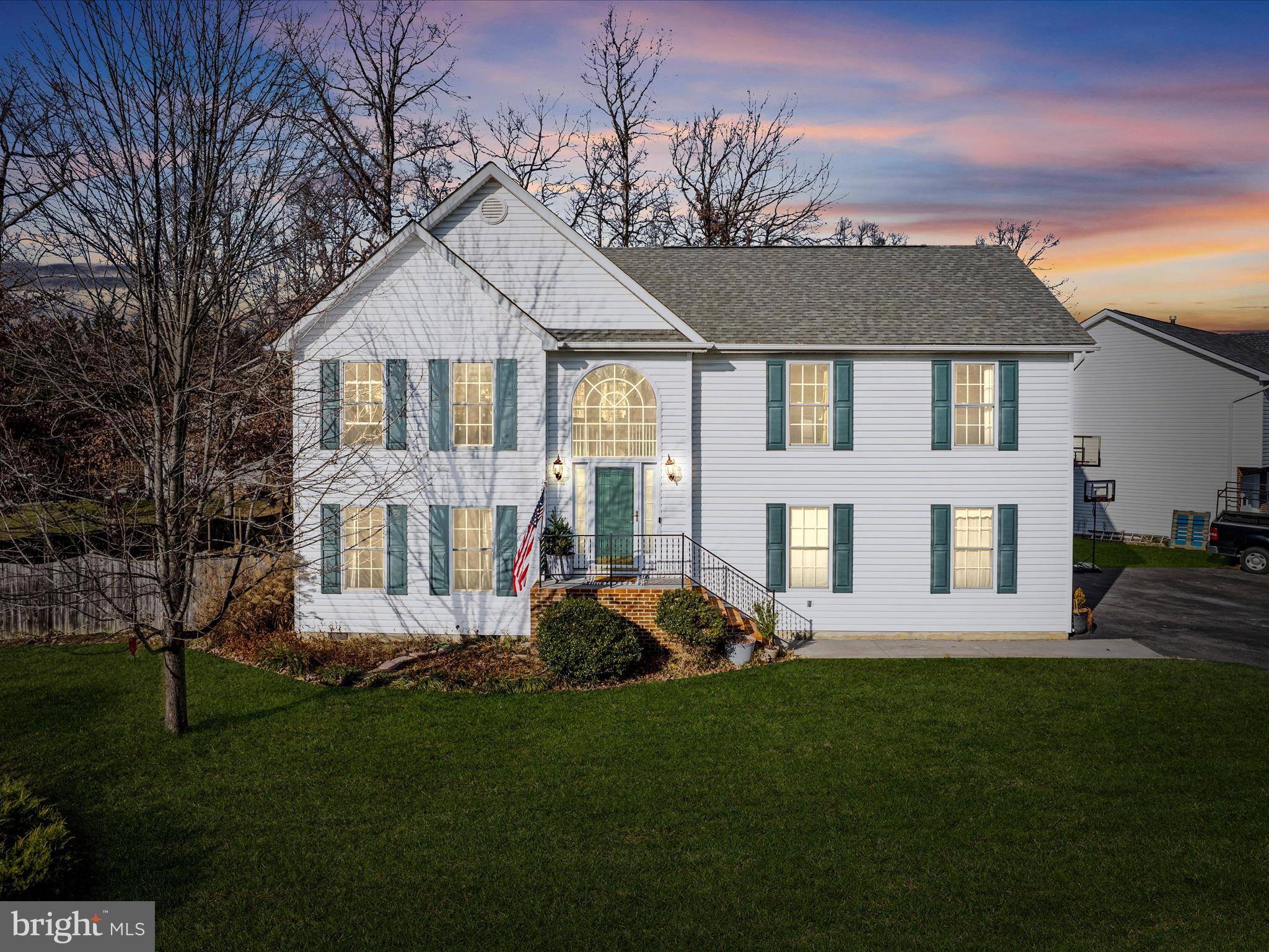 125 APPOMATTOX DR,  Stephens City,  VA 22655