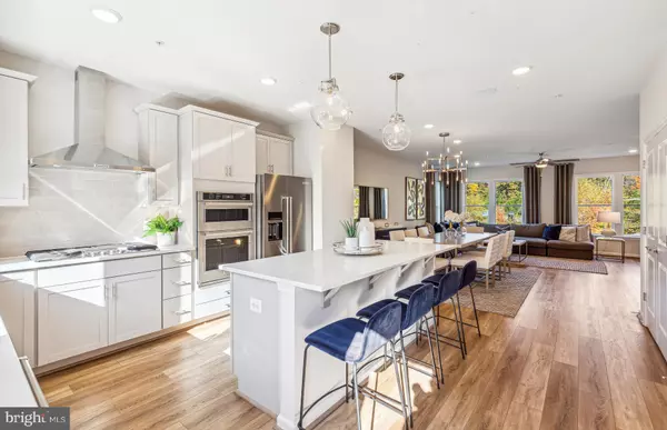 Fairfax, VA 22030,10837 CEDAR AVE