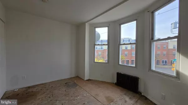 Philadelphia, PA 19140,4435 N 20TH ST