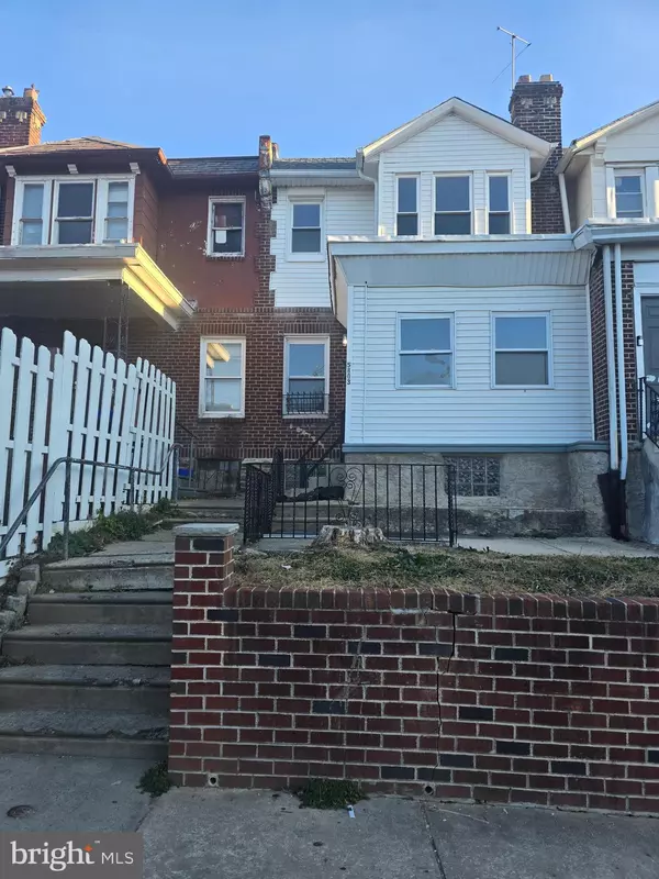 5803 BRUSH RD, Philadelphia, PA 19138