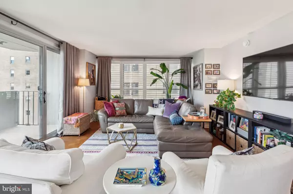 Philadelphia, PA 19103,224-30 W RITTENHOUSE SQ #816