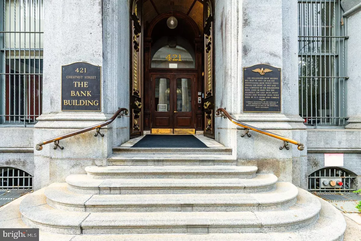 Philadelphia, PA 19106,421 CHESTNUT ST #401