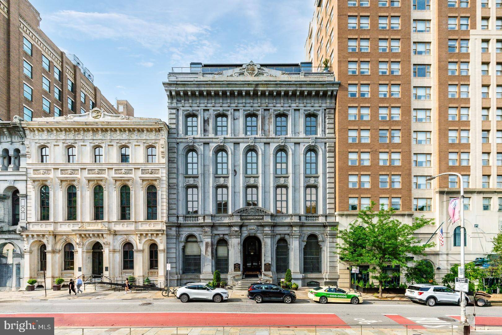 Philadelphia, PA 19106,421 CHESTNUT ST #401