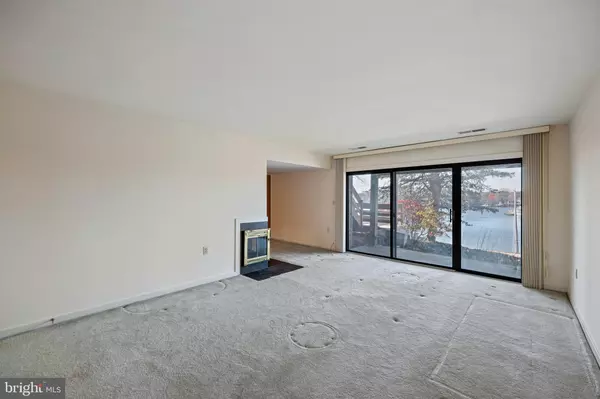 Annapolis, MD 21403,7 PRESIDENT POINT DR #A1