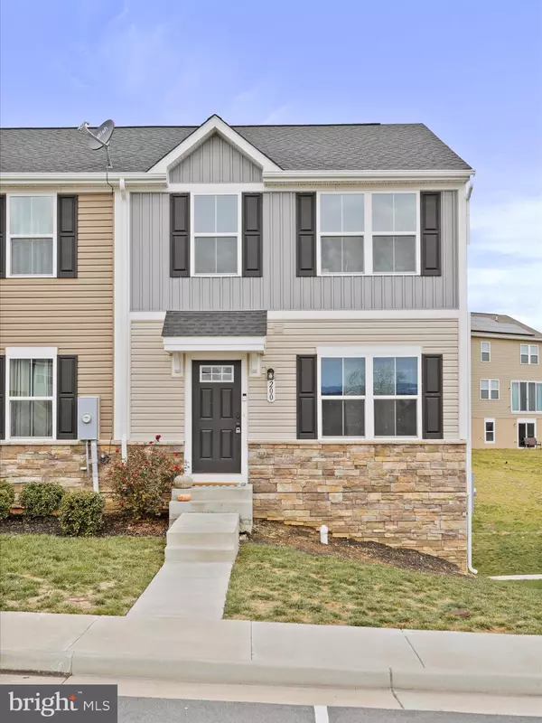 200 SPRING PLACE, Strasburg, VA 22657