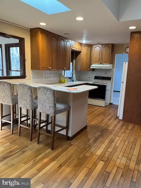 Medford, NJ 08055,10 STANWOOD CT