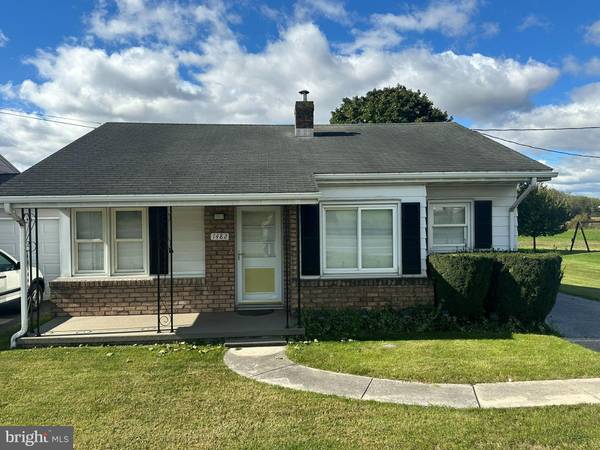 1482 CARLISLE PIKE, Hanover, PA 17331