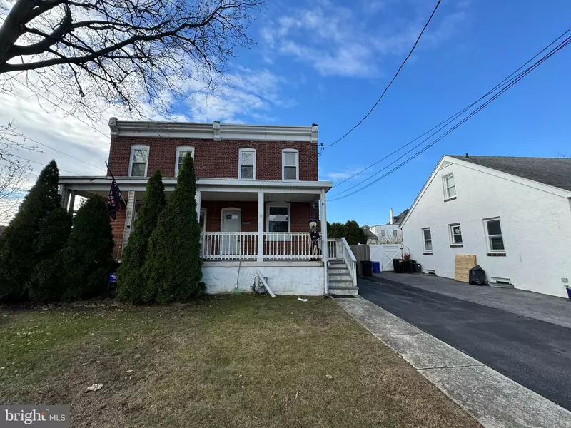 153 MAPLE AVE, Holmes, PA 19043