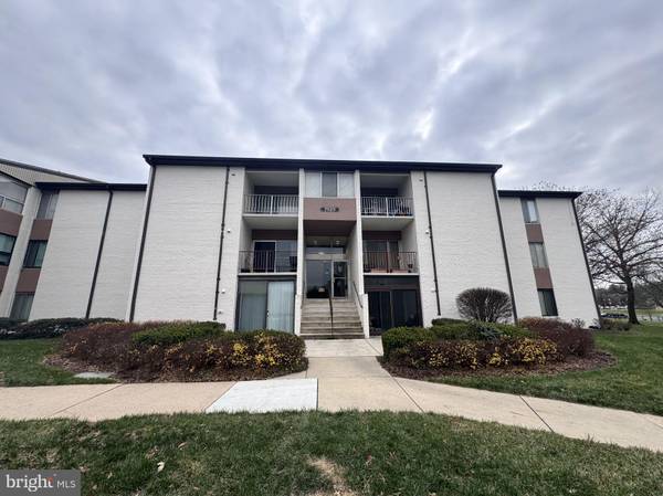 7929 MANDAN RD #APT 303, Greenbelt, MD 20770