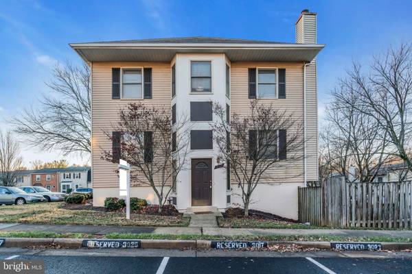 3017 HICKORY GROVE CT,  Fairfax,  VA 22031