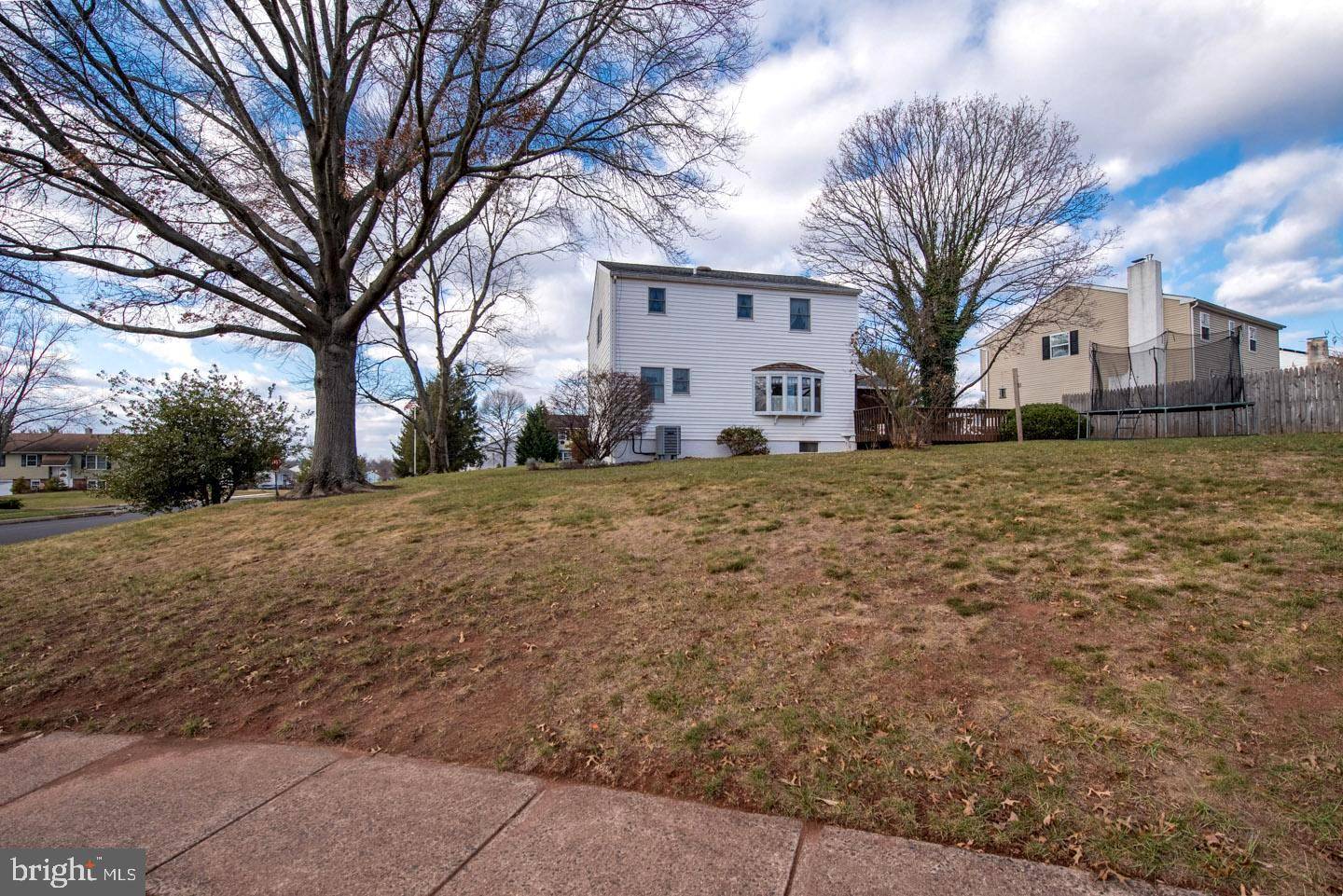 Royersford, PA 19468,23 COCHISE LN