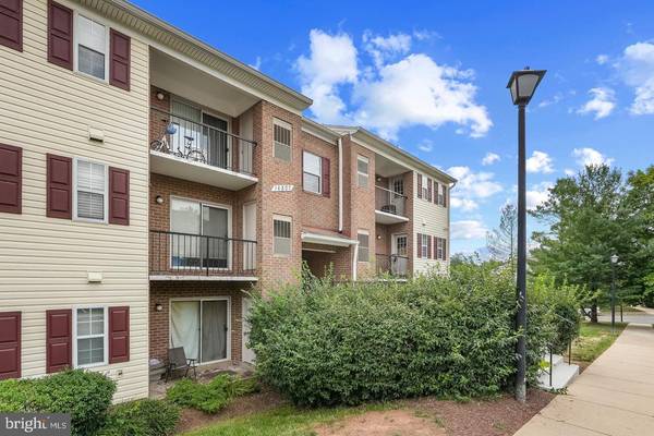 Centreville, VA 20121,14807 RYDELL RD #203