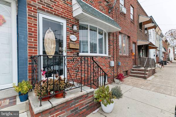 2347 E HUNTINGDON ST, Philadelphia, PA 19125