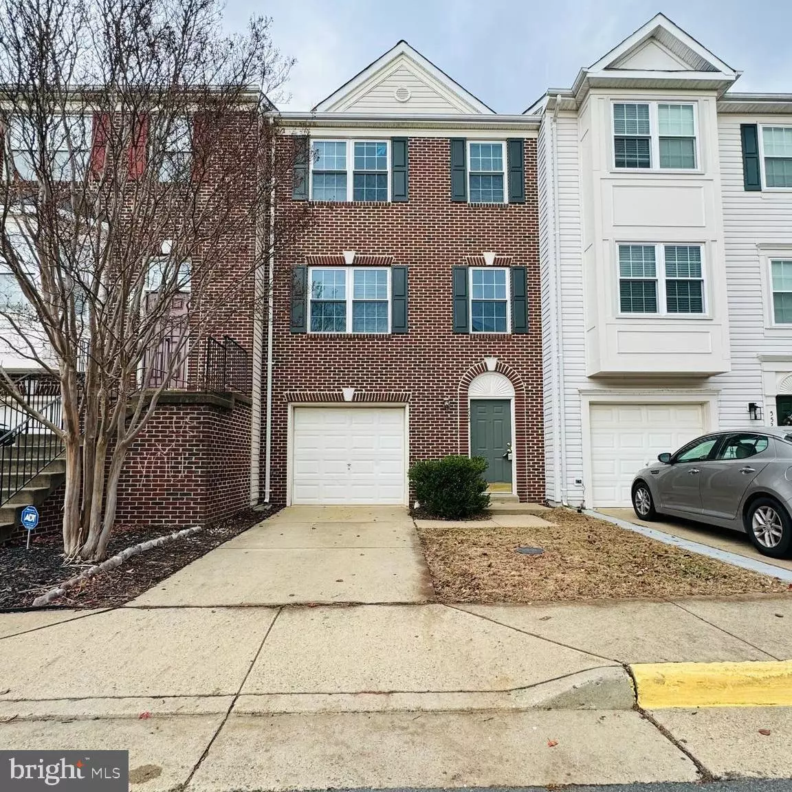 Leesburg, VA 20176,550 KALMIA SQ NE