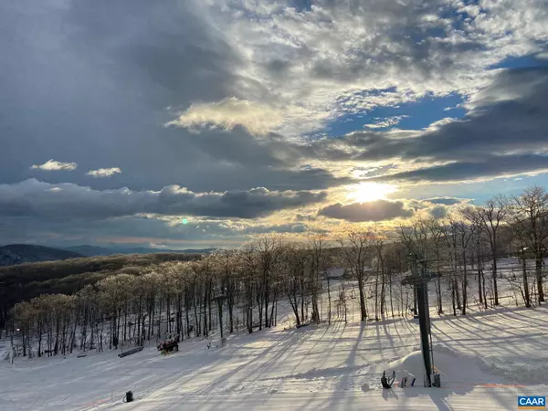 Wintergreen Resort, VA 22967,939 DIAMOND HILL CONDOS