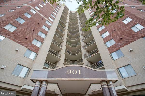 901 N MONROE ST #PH03, Arlington, VA 22201