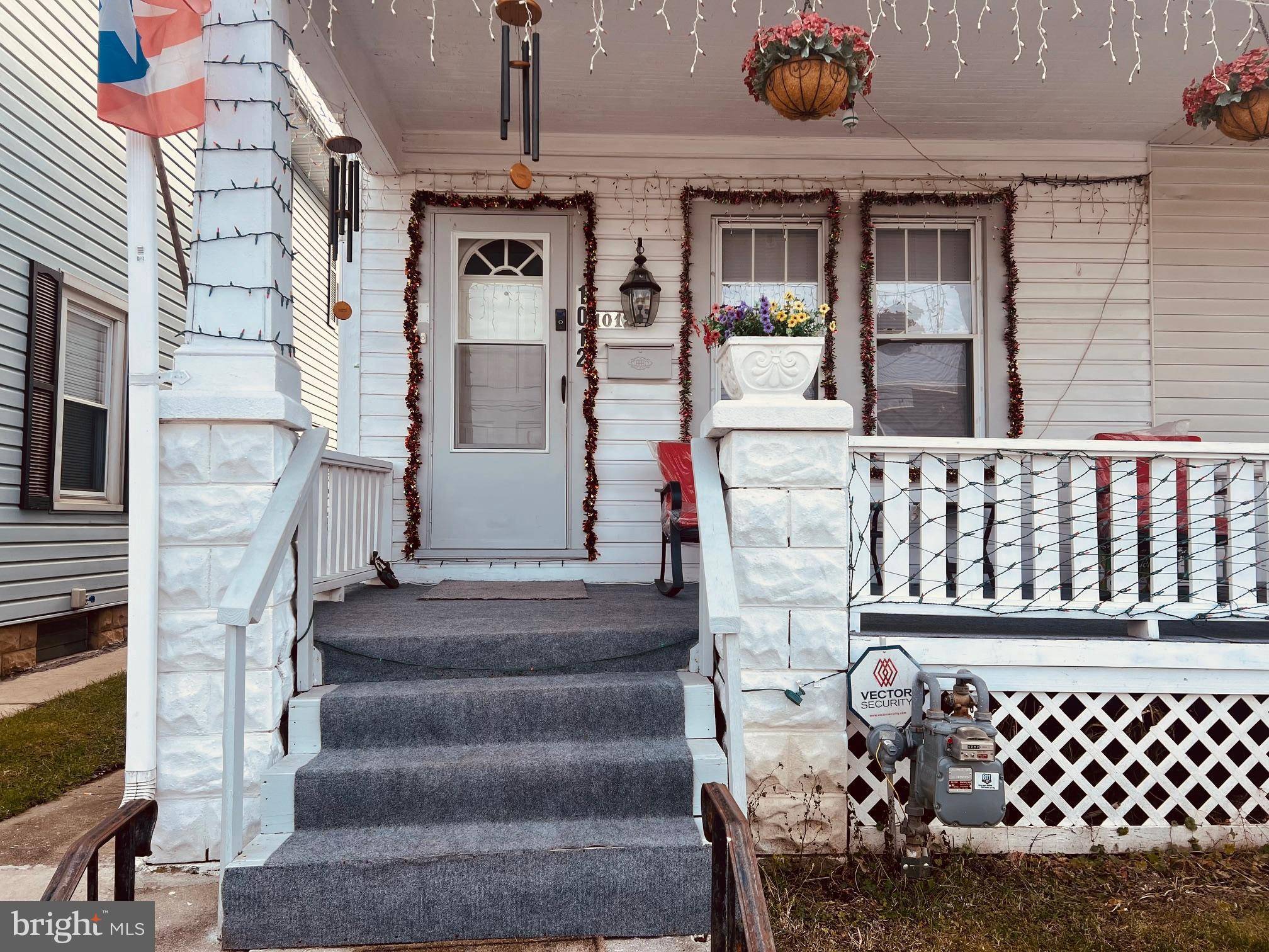 York, PA 17403,1012 E PHILADELPHIA ST