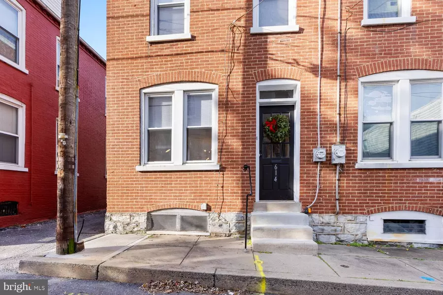 614 OLIVE ST, Lancaster, PA 17602