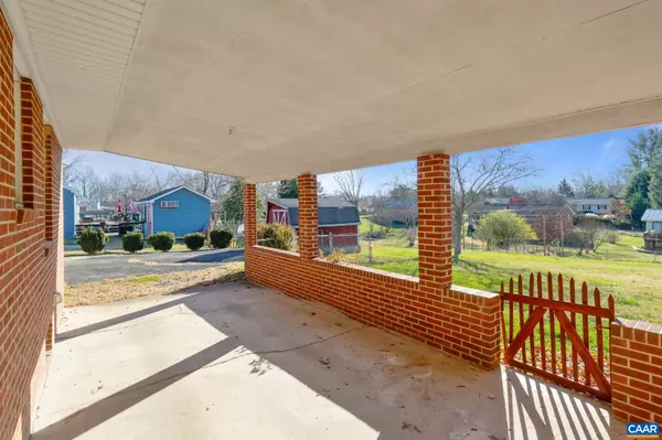 Crozet, VA 22932,5737 LOCUST LN