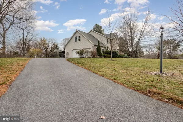 Etters, PA 17319,204 ALANTHIA LN