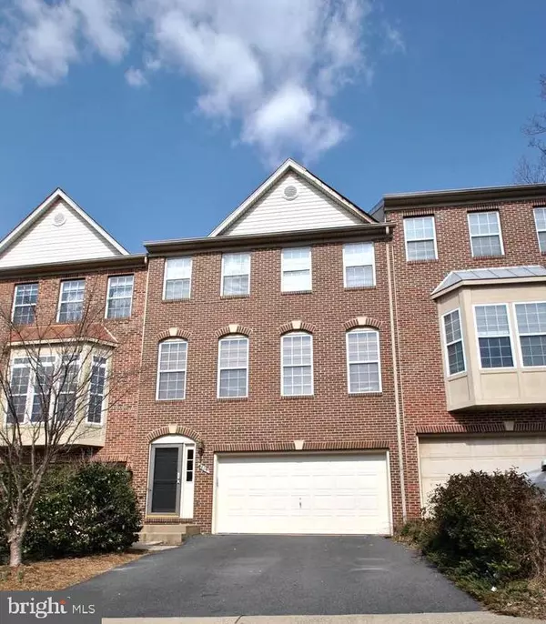 4119 BROOKGREEN DR, Fairfax, VA 22033