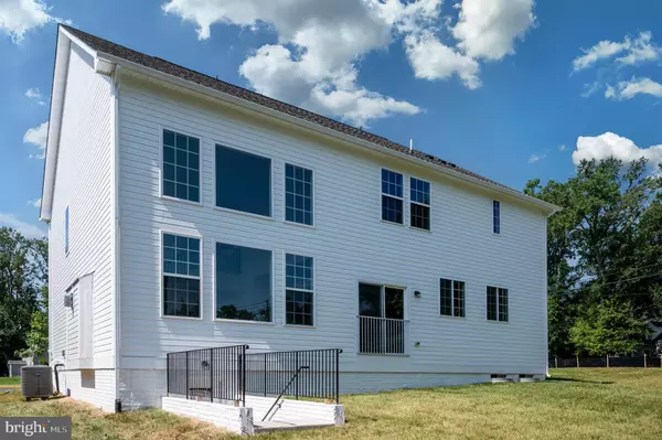 Fredericksburg, VA 22405,623 PLAINVIEW DR