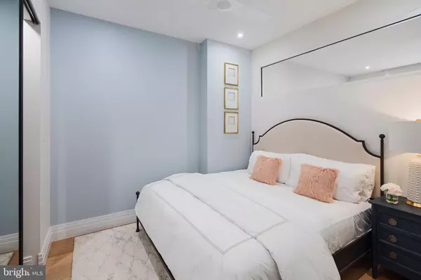 Philadelphia, PA 19102,1401 SPRUCE STREET #1BED B