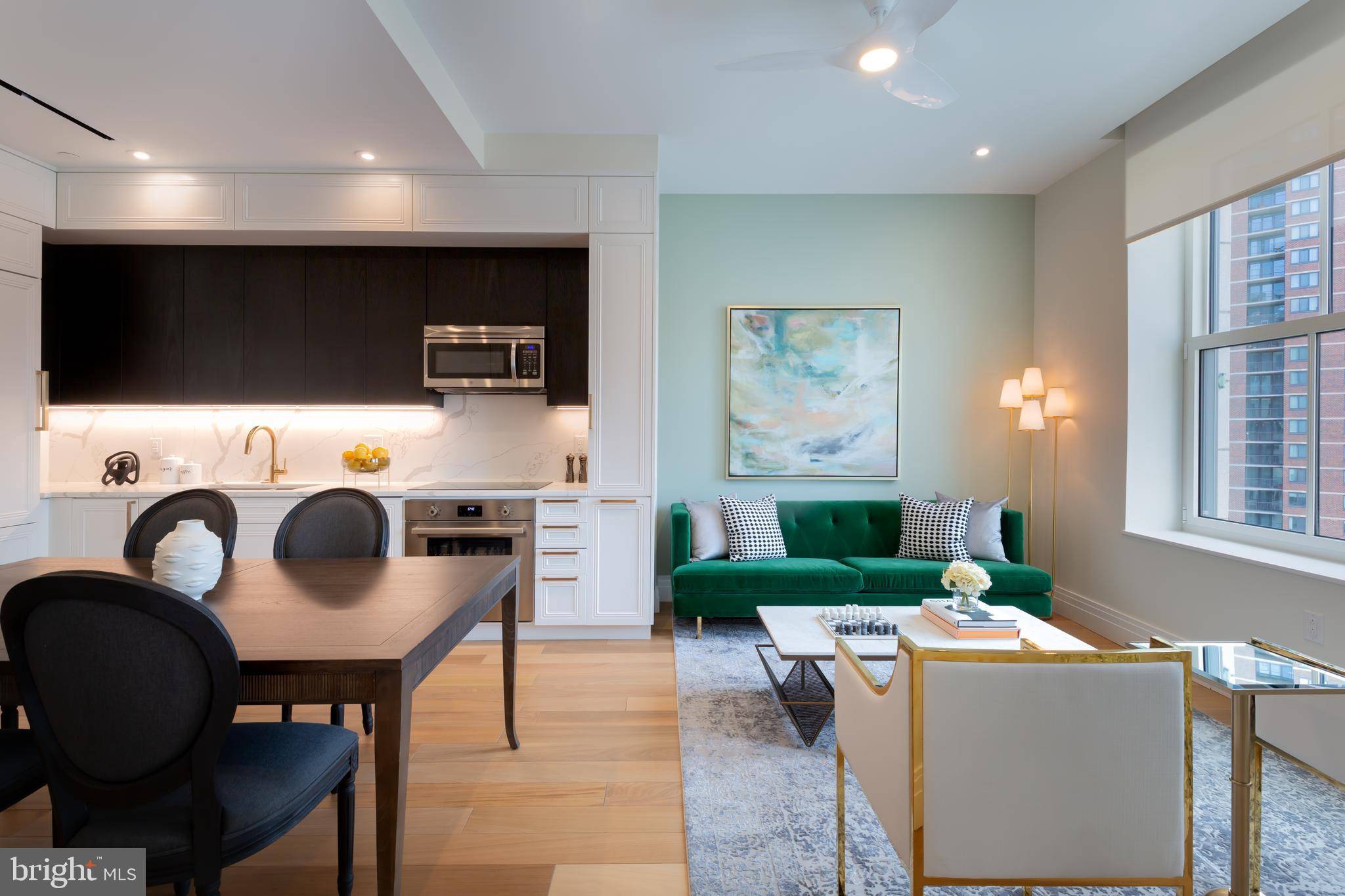 Philadelphia, PA 19102,1401 SPRUCE STREET #2BED B