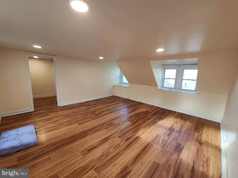 228 CRAWFORD AVE #3, Conshohocken, PA 19428