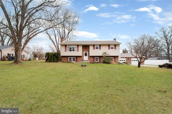 740 FOREST DR, Abbottstown, PA 17301