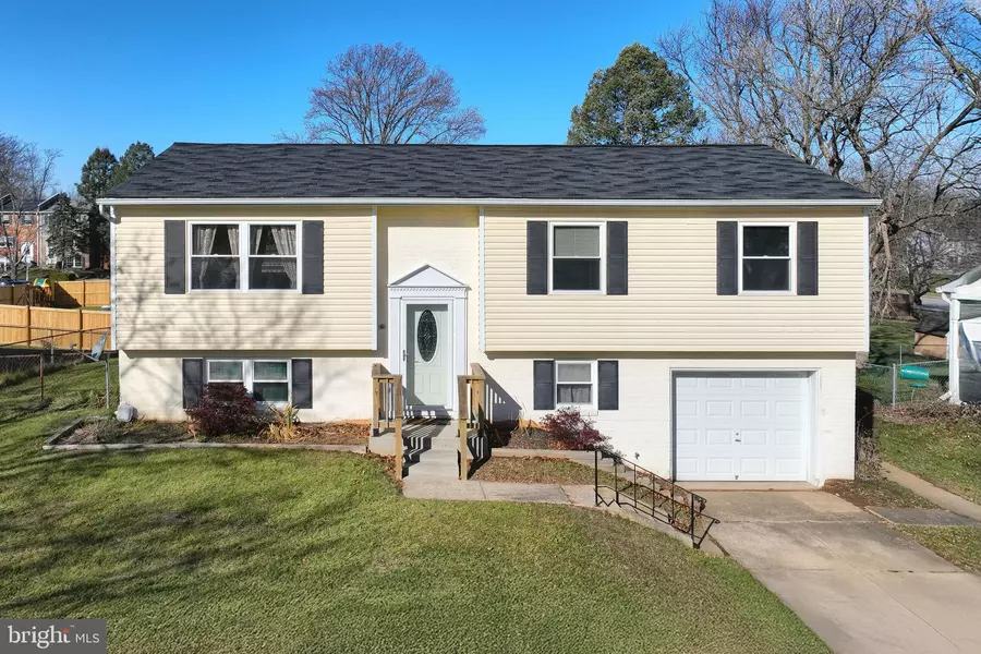 6 VALLEY BEND RD, Westminster, MD 21157