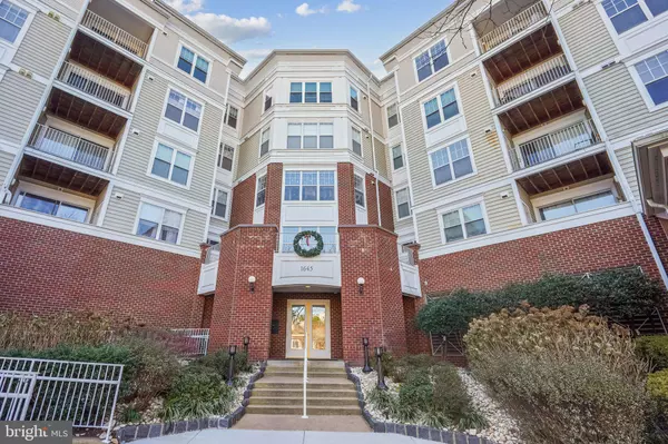 1645 INTERNATIONAL DR #121, Mclean, VA 22102