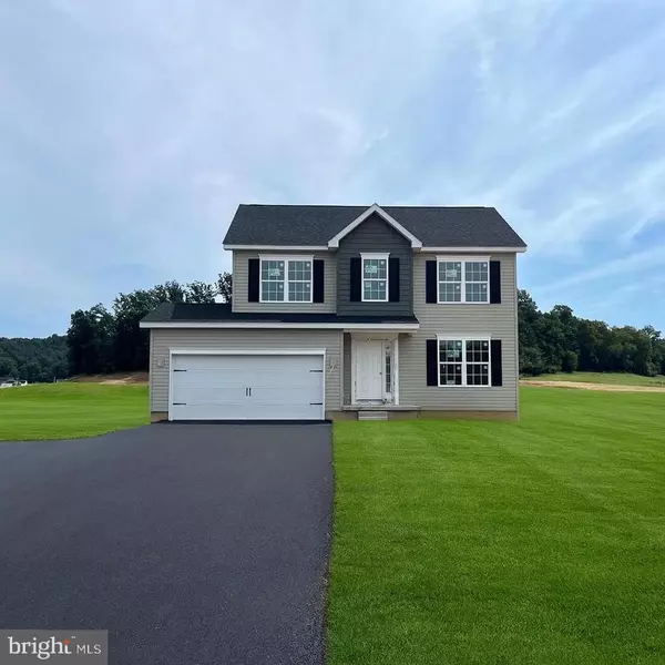 156 LEDGER DR #75, Hanover, PA 17331