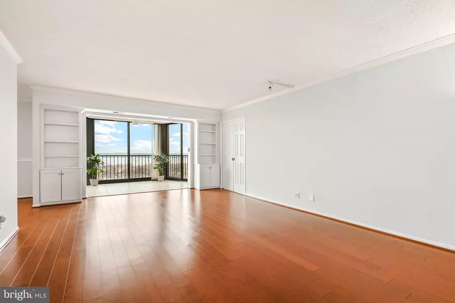 5903 MOUNT EAGLE DR #1418, Alexandria, VA 22303