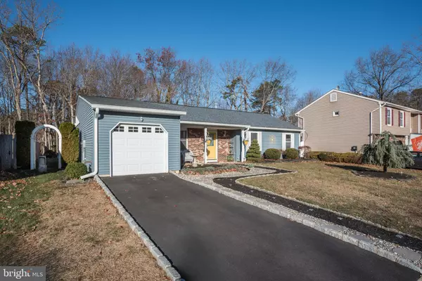 Howell, NJ 07731,4 CANNON BALL DR